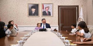 Vali Çiftçi'yi duygulandıran ziyaret