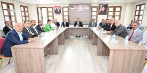 Erzurum Valisi Çiftçi muhtarlarla istişare etti