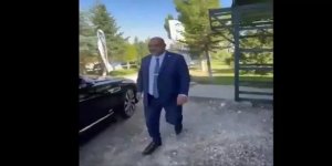 İYİ Parti milletvekili önce paylaştı ardından sildi! Lüks araçlarla poz verdi