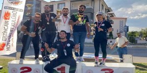 Erzurum'a 5 kupa kazandırdılar