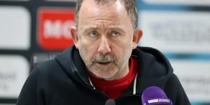 Sergen Yalçın, şampiyonluk yolundaki favorisini açıkladı!