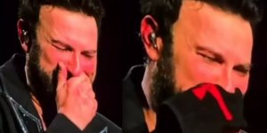 Tarkan annesinin ölümünden kısa süre sonra konsere çıktı!