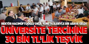 Üniversiteden Başarılı öğrencilere burs desteği