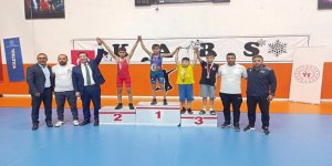 Köprüköylü güreşçilerden uluslararası zafer