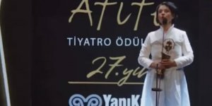 Sükun Işıtan sahnede Tamer Karadağlı'ya teşekkür edince yuhalandı!