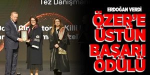ETÜ’lü Akademisyene Cumhurbaşkanı Erdoğan’dan Üstün Başarı Ödülü