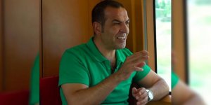 Bünyamin Gezer Galatasaray'da 2 futbolcuya teşekkür etti