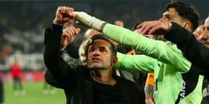 Galatasaray'da maç sonu Okan Buruk Günay Güvenç gerginliği