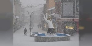 Erzurum’da kuyumcular kepenk kapattı