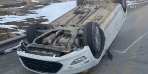 Aşkale'de trafik kazası! 2 kişi yaralandı