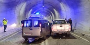 Tünelde kaza: 7 Yaralı