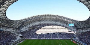 Dünya devinde neler oluyor? Bütün futbolcuları satılığa çıkardılar