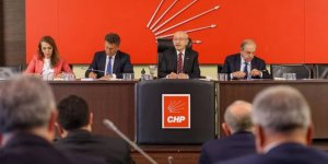 Kılıçdaroğlu geri adım atmadı! PM istifaların gölgesinde toplandı