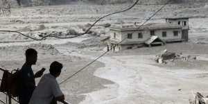 Cesetler üzerinde talan yarışı