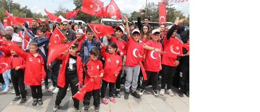 erzurum-da-19-mayis-coskusu-5908-mwebp.webp